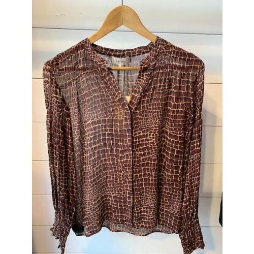 levete room blouse levete room blouse