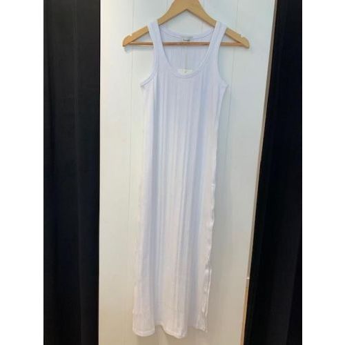 levete room kleed White levete room kleed White