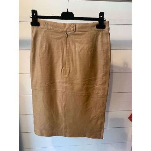 Rue de femme rok Rue de femme rok